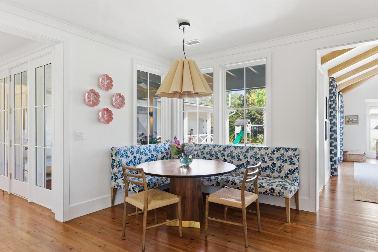 2320 Middle Street Photo 43