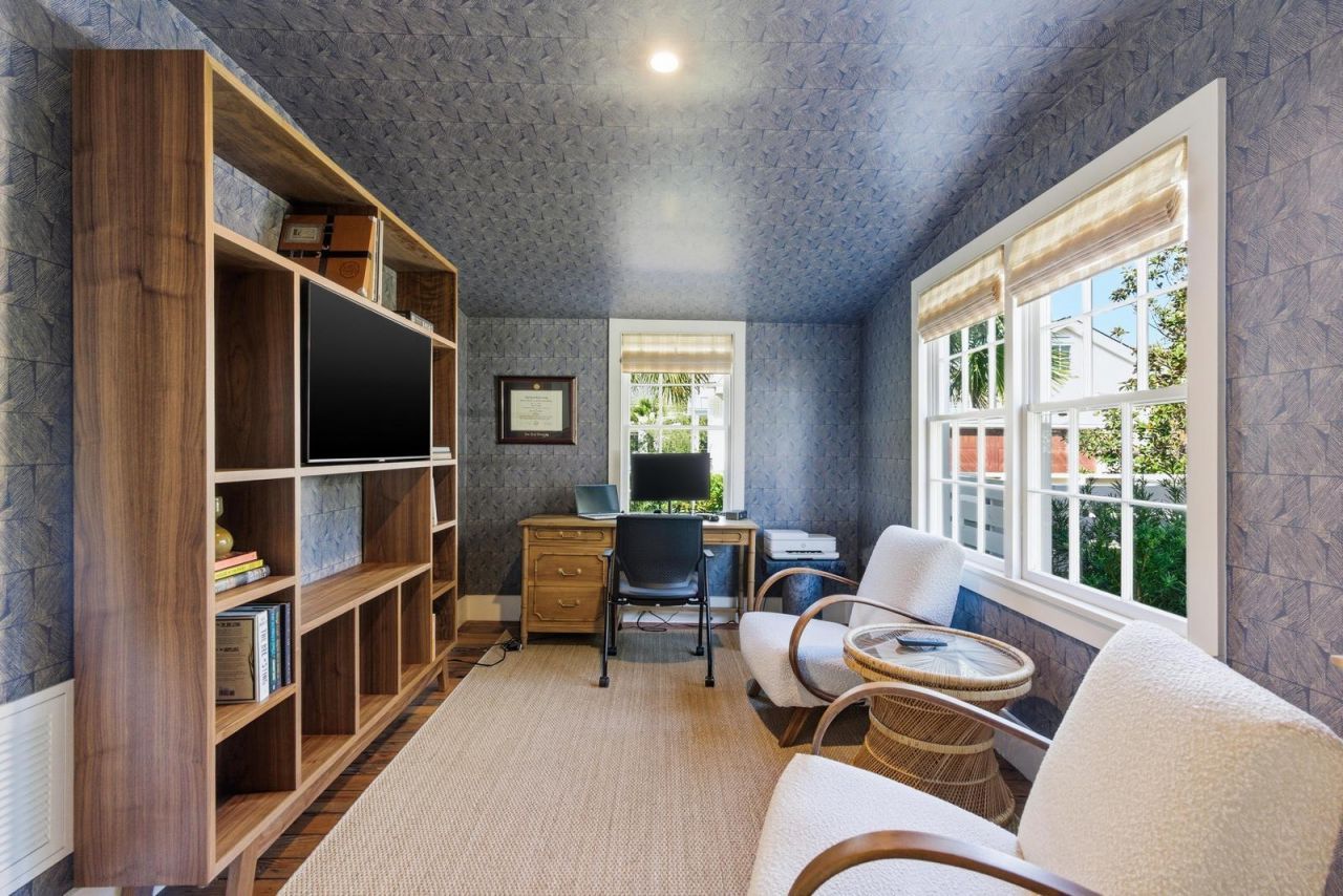 2320 Middle Street Photo 62