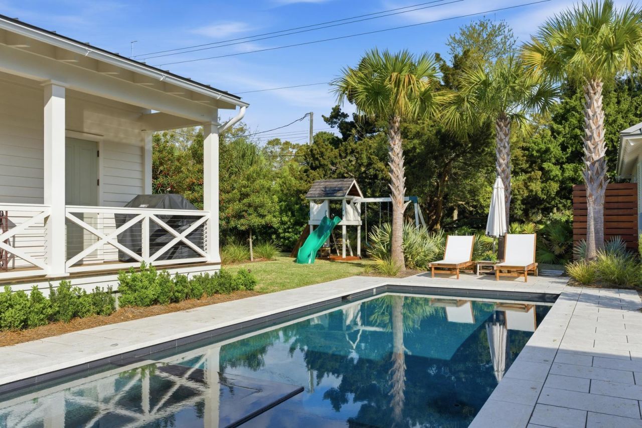 2320 Middle Street Photo 77