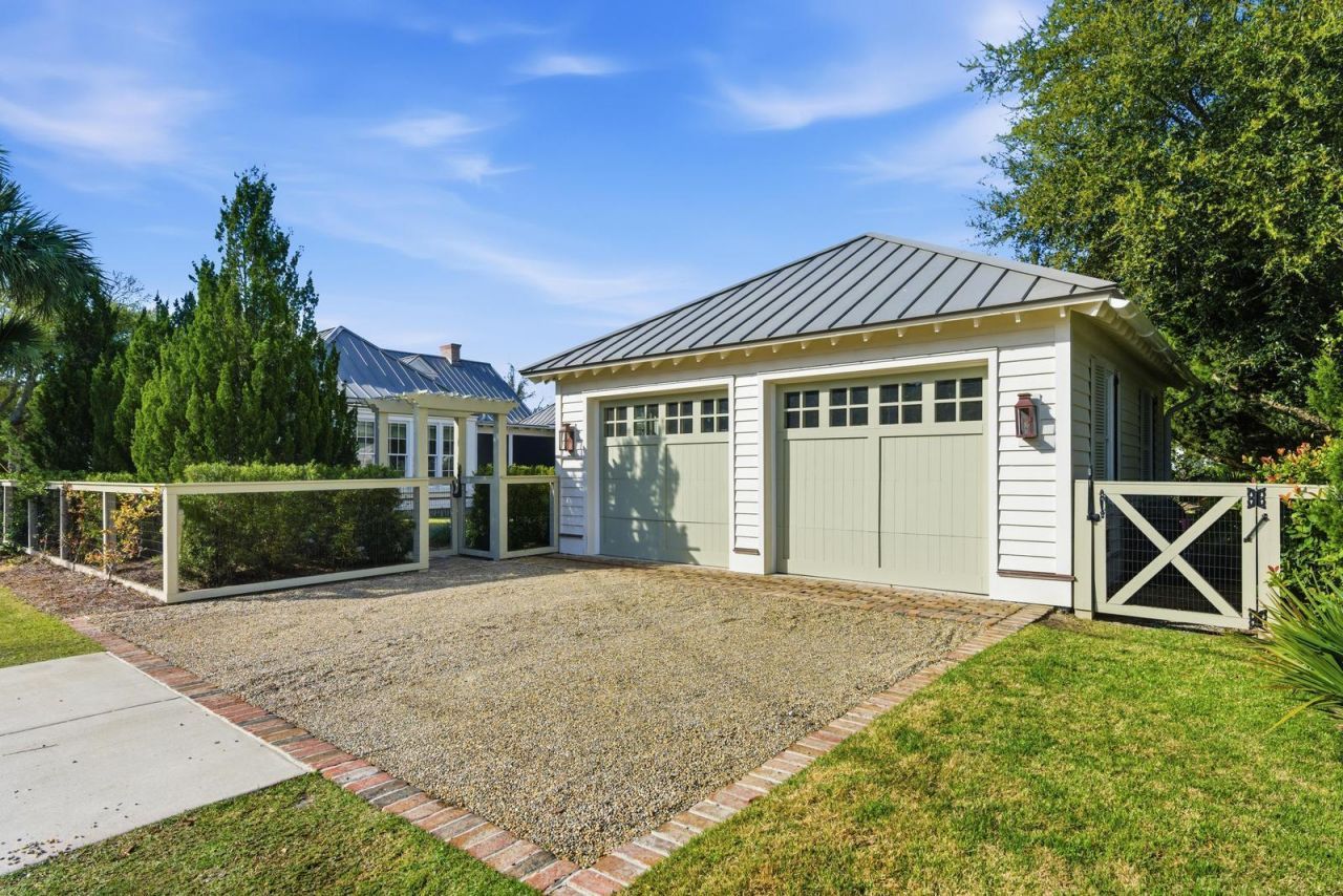 2320 Middle Street Photo 79