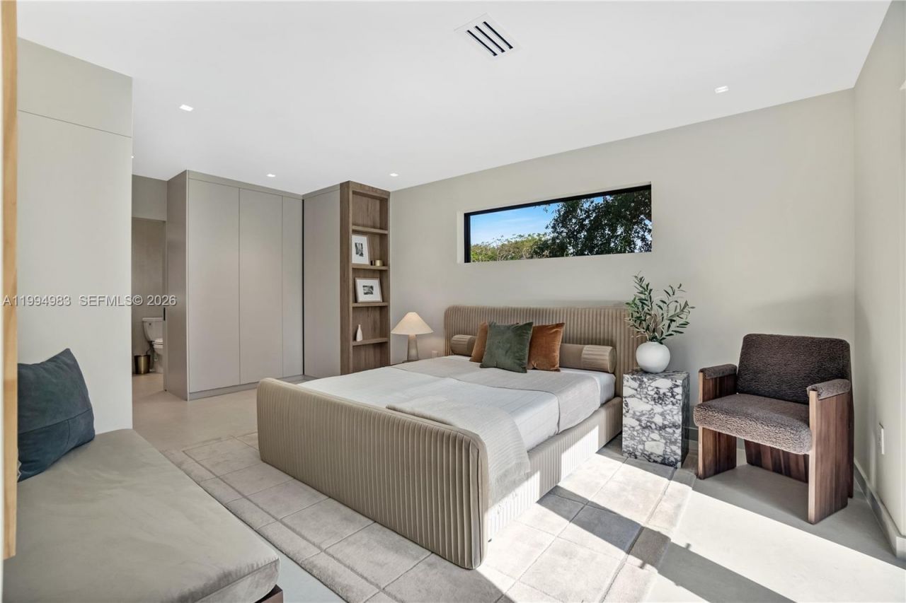 6207 SW 10th St , West Miami, FL 33144 Photo