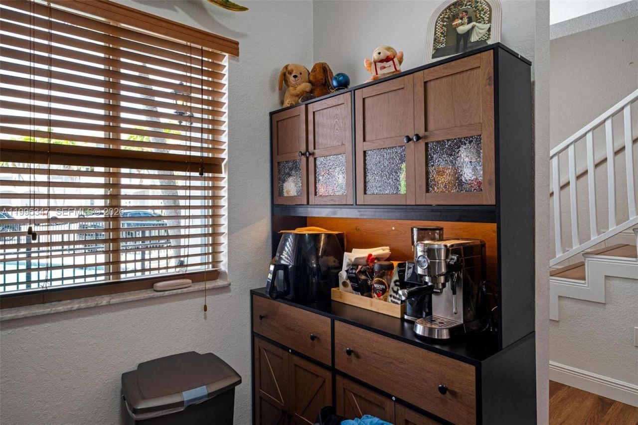 11667 NE 18th Dr , Unit 11667, North Miami, FL 33181 Photo