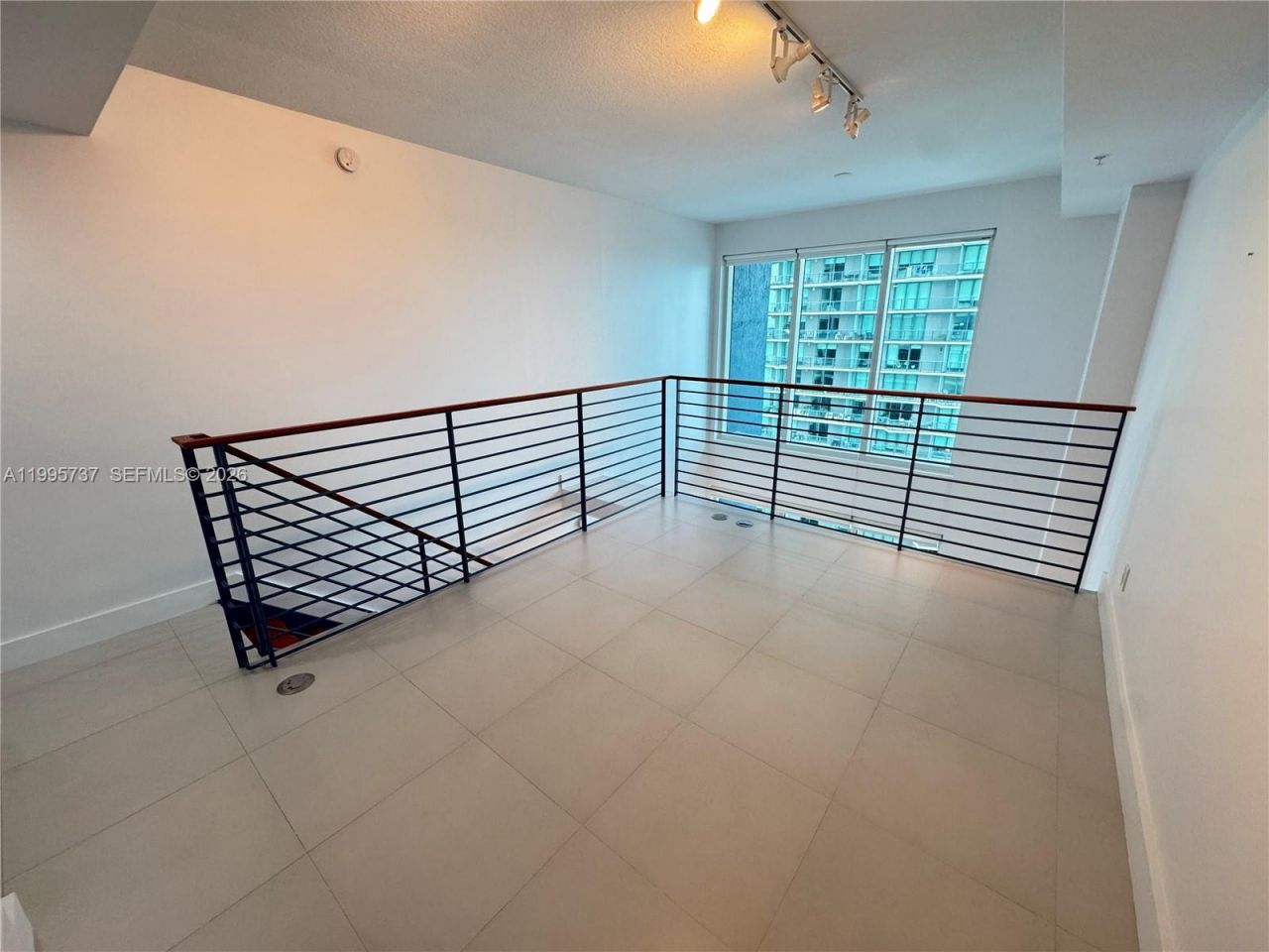 60 SW 13th St, Unit 2606, Miami, FL 33130 Photo