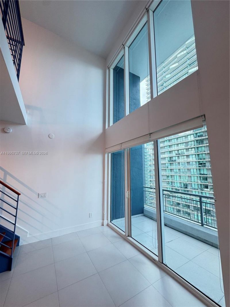 60 SW 13th St, Unit 2606, Miami, FL 33130 Photo