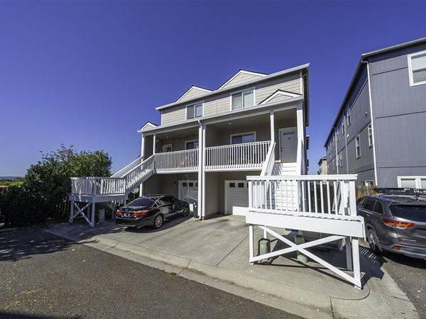 7871 Jacqueline Way, White City, OR 97503
