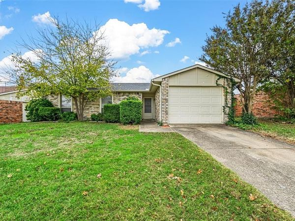 718 Roaming Road Drive , Allen, TX 75002