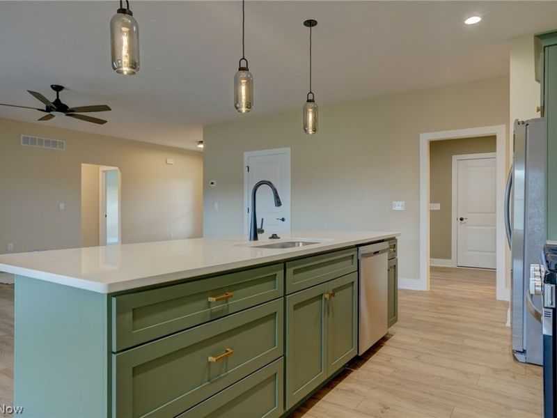 435 Granger Road, Medina, OH 44256 Photo 8