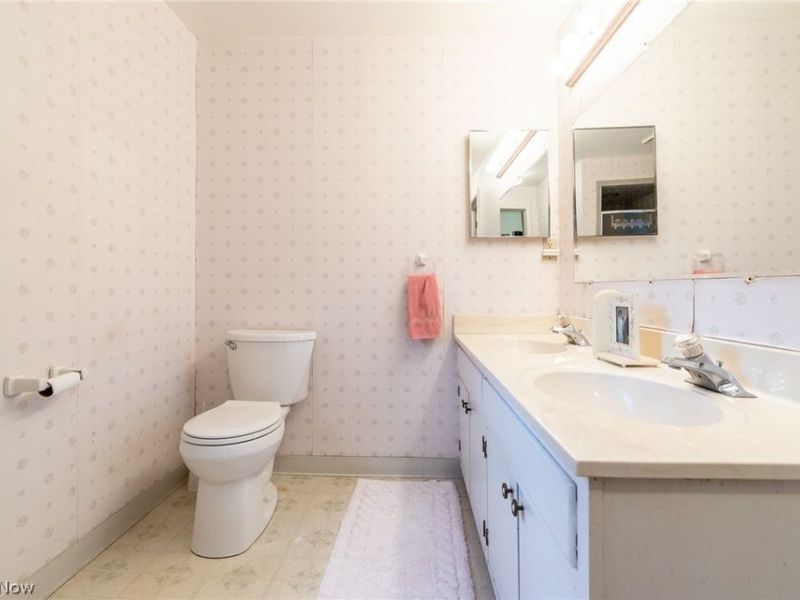 110 Meadowhill Lane, Moreland Hills, OH 44022 Photo 23