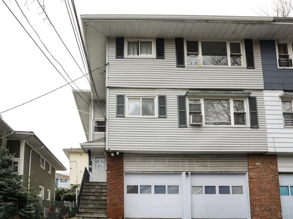 13 Regina Place , Yonkers, NY 10703