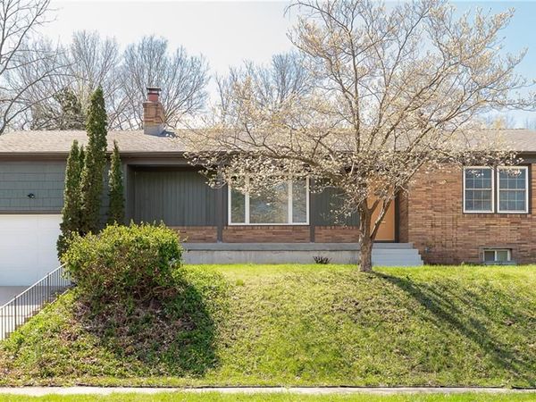 401 E 59th Street, Kansas City, MO 64110