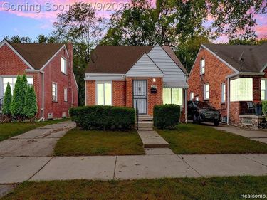 18681 BARLOW Street, Detroit, MI 48205