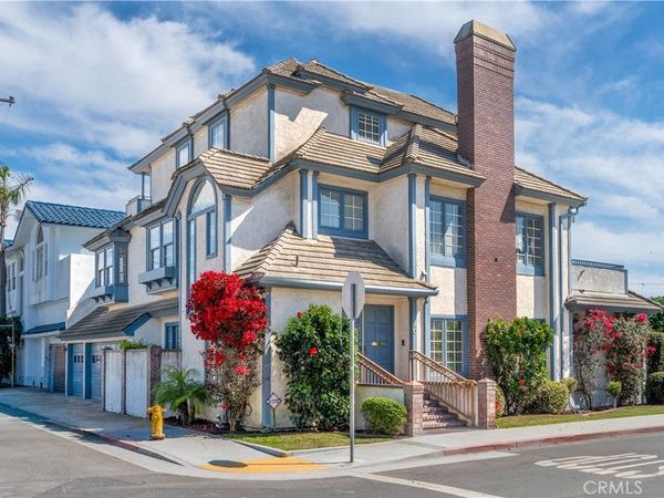 40 E Neapolitan, Long Beach, CA 90803