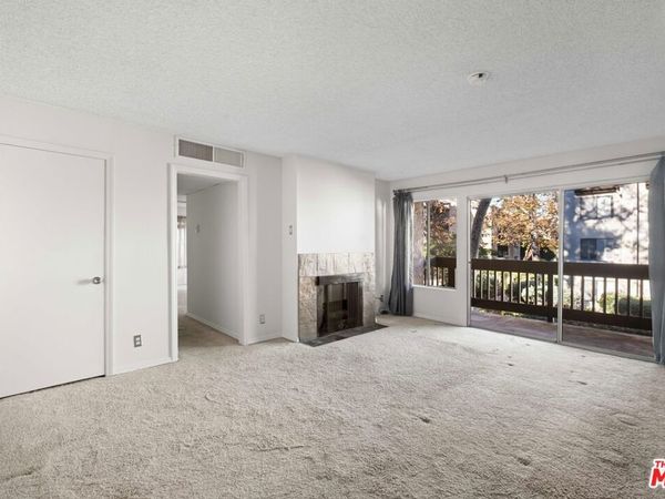 2207 Summertime Lane, Culver City, CA 90230