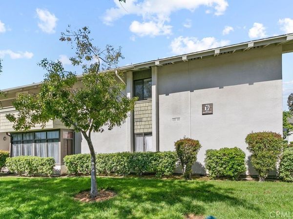 8633 Portola Court , Unit 17E, Huntington Beach, CA 92646