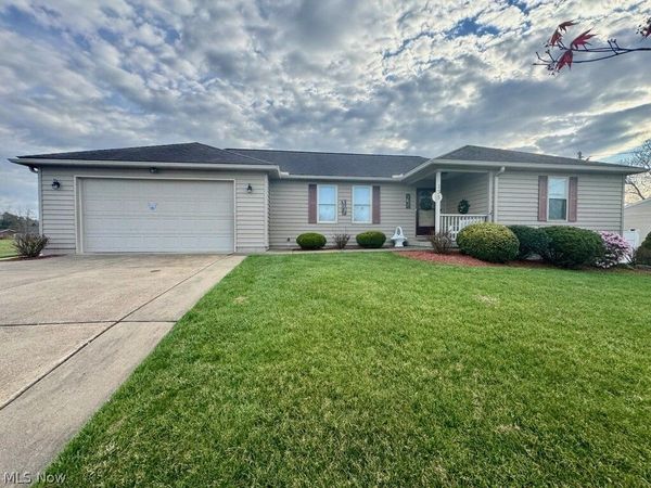 135 Meadow Lane, Parkersburg, WV 26101