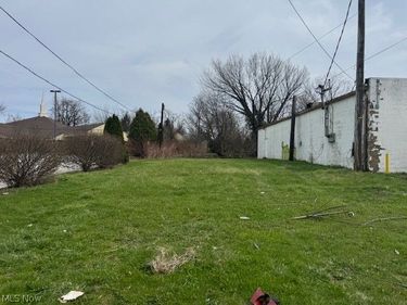93rd Street, Cleveland, OH 44105