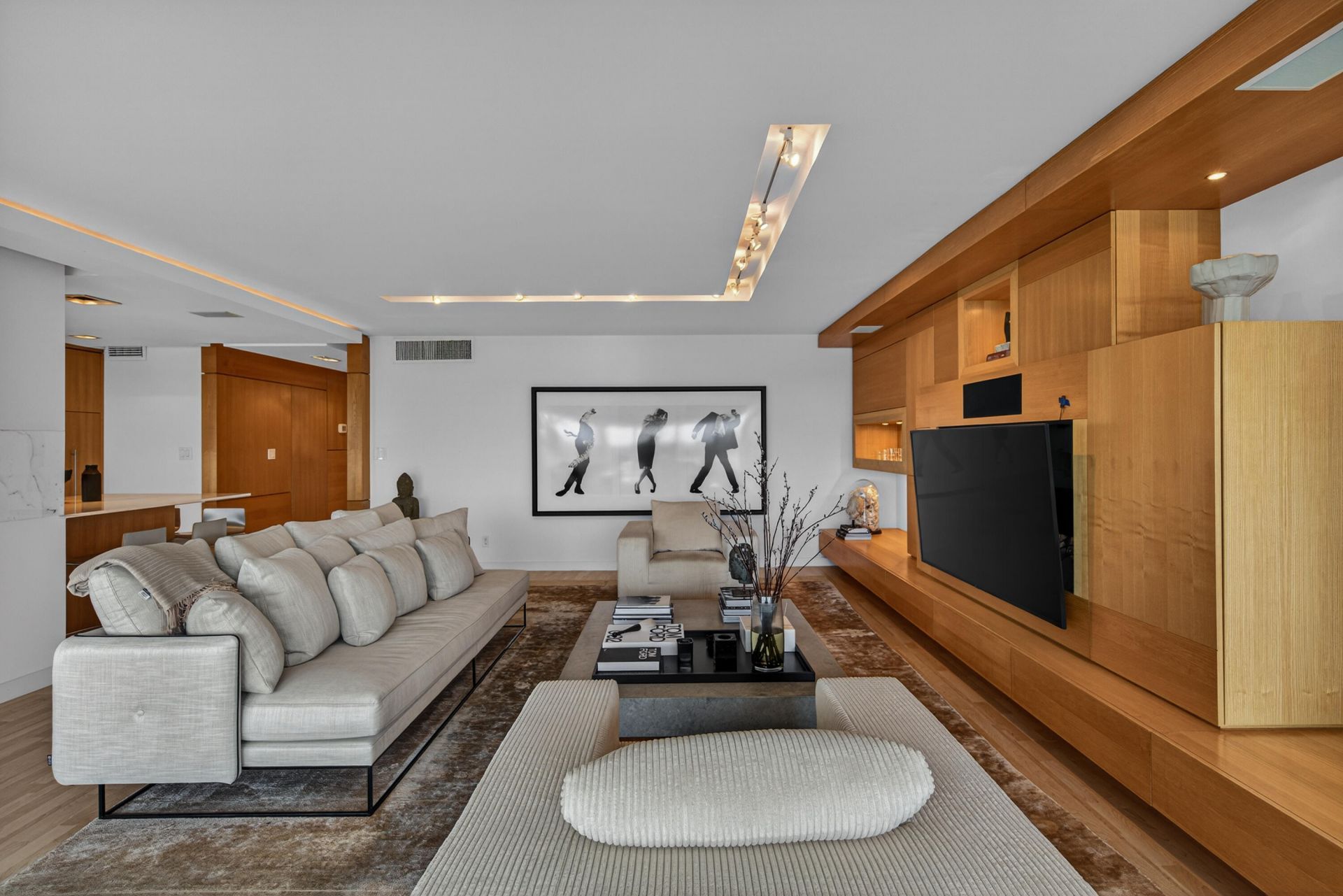 3050 NE 47th Court Ne, Unit 607, Fort Lauderdale, FL 33308 Photo