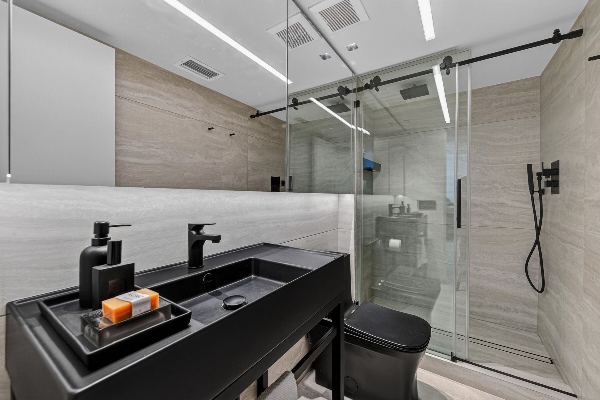 3050 NE 47th Court Ne, Unit 607, Fort Lauderdale, FL 33308 Photo