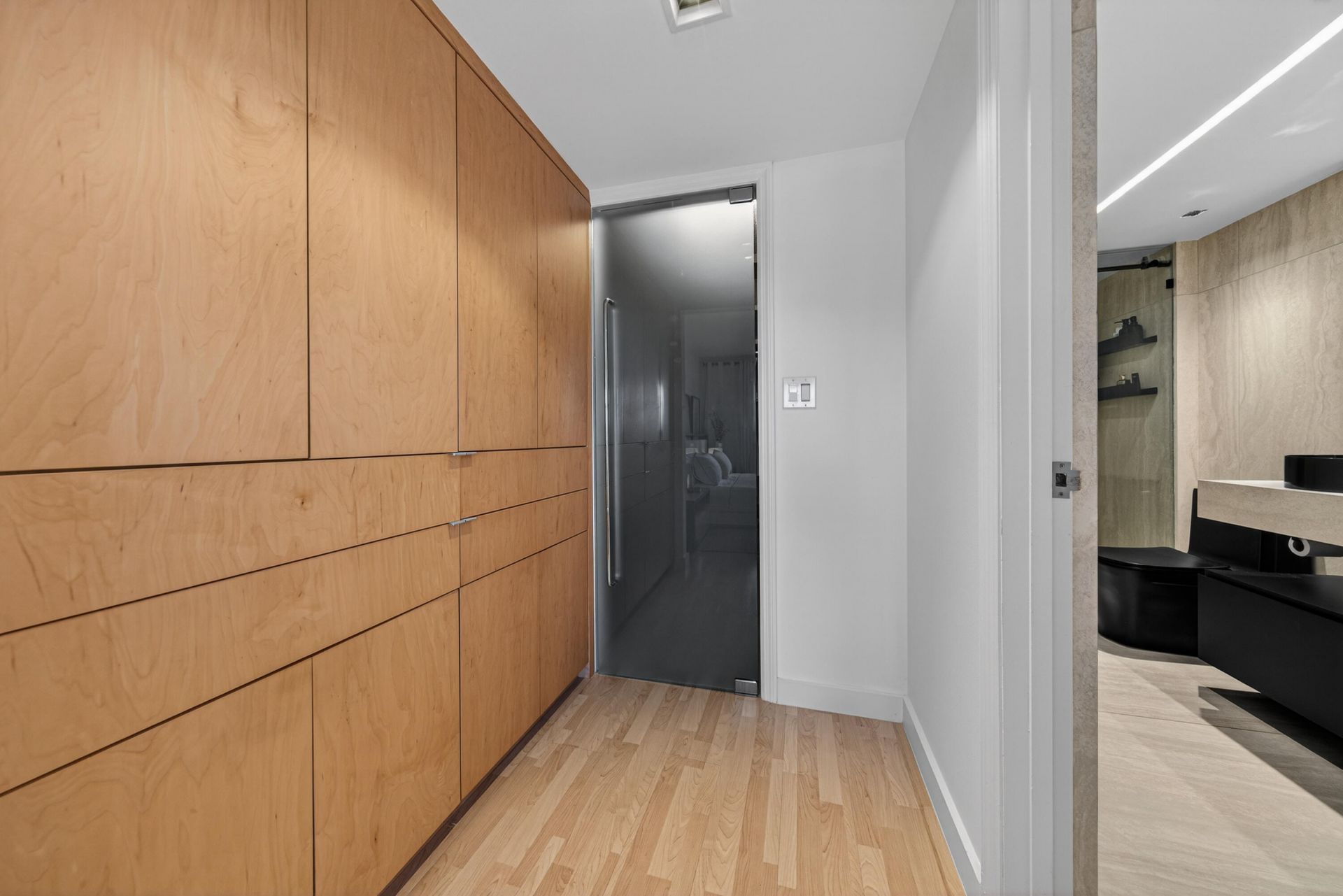 3050 NE 47th Court Ne, Unit 607, Fort Lauderdale, FL 33308 Photo