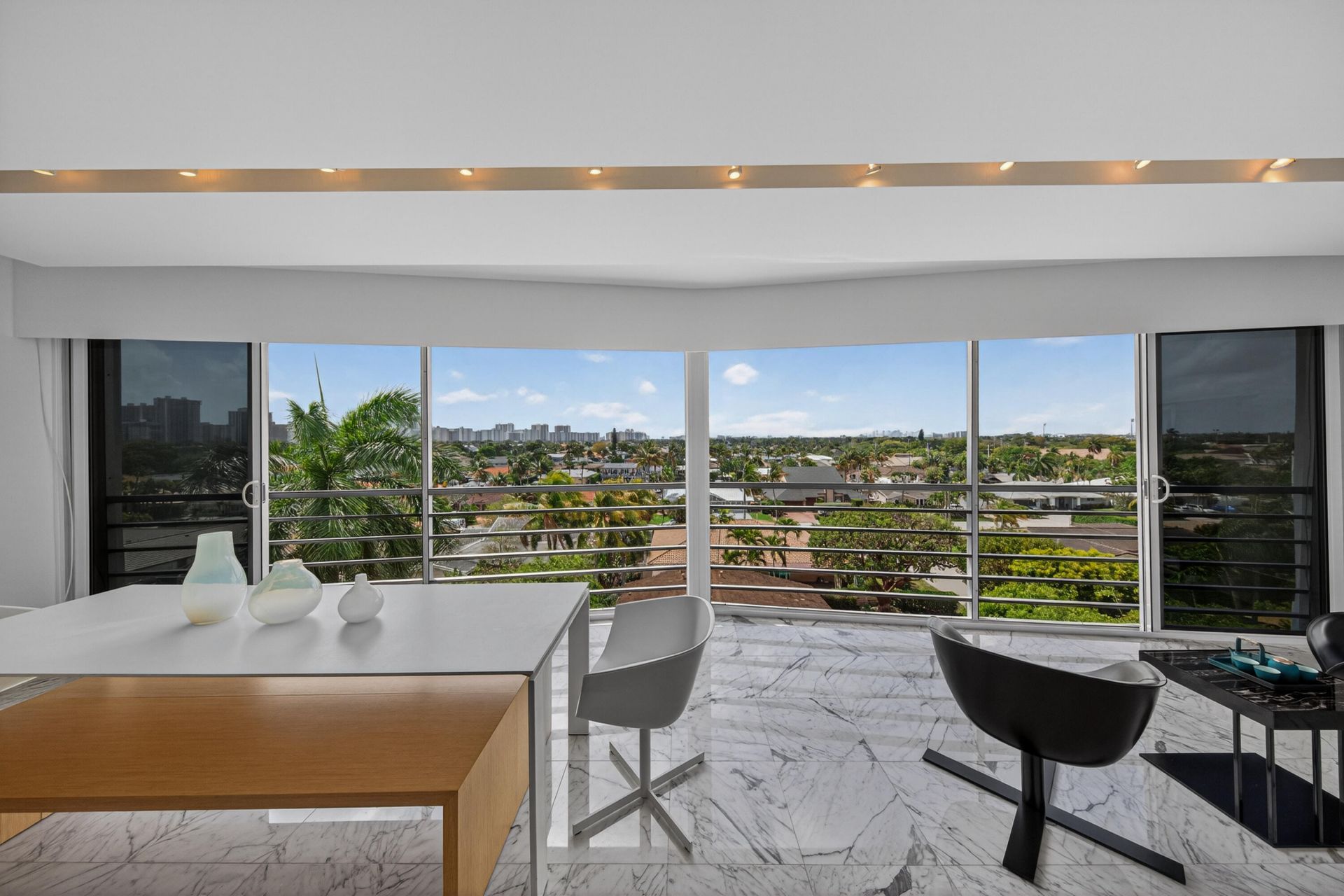 3050 NE 47th Court Ne, Unit 607, Fort Lauderdale, FL 33308 Photo