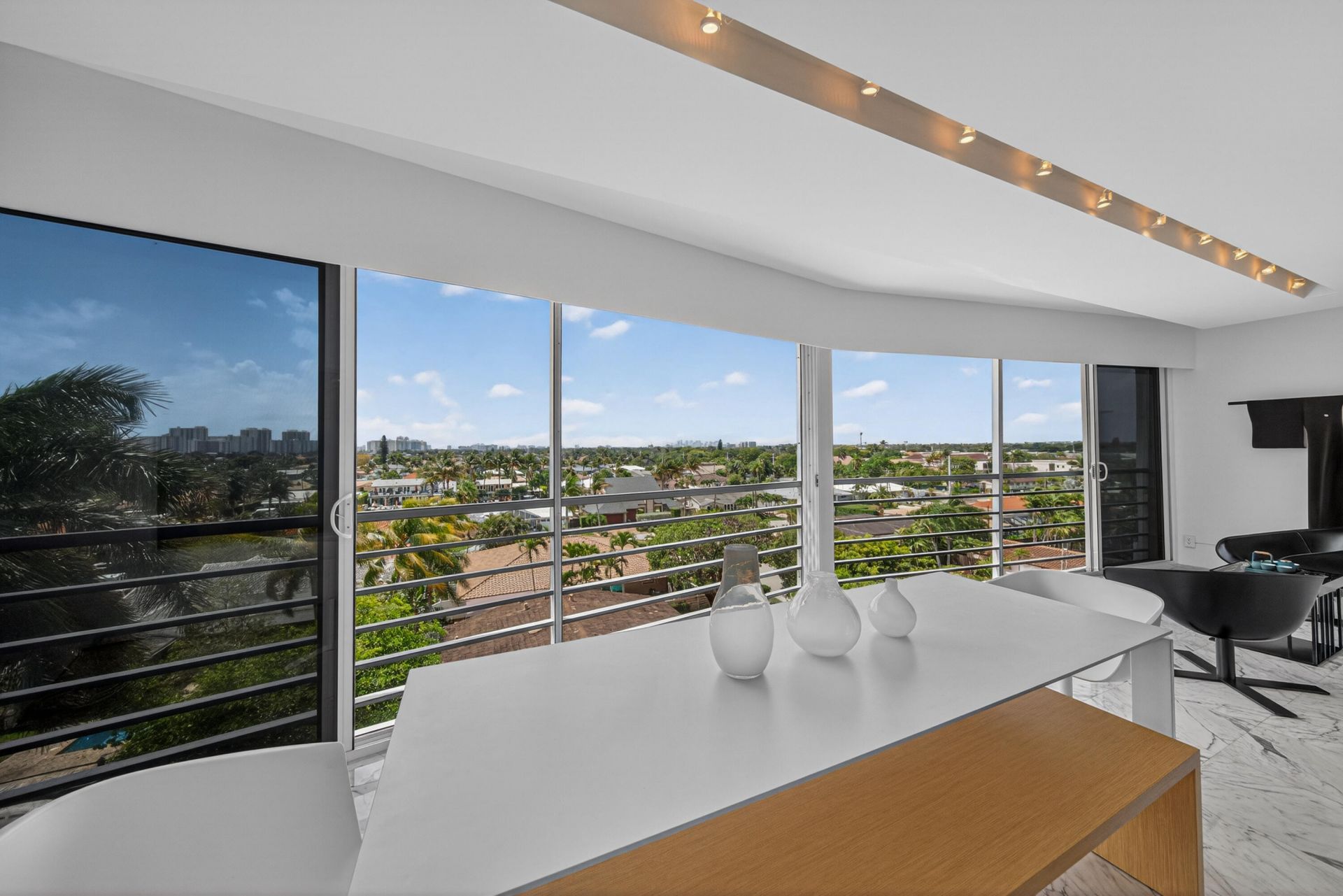 3050 NE 47th Court Ne, Unit 607, Fort Lauderdale, FL 33308 Photo