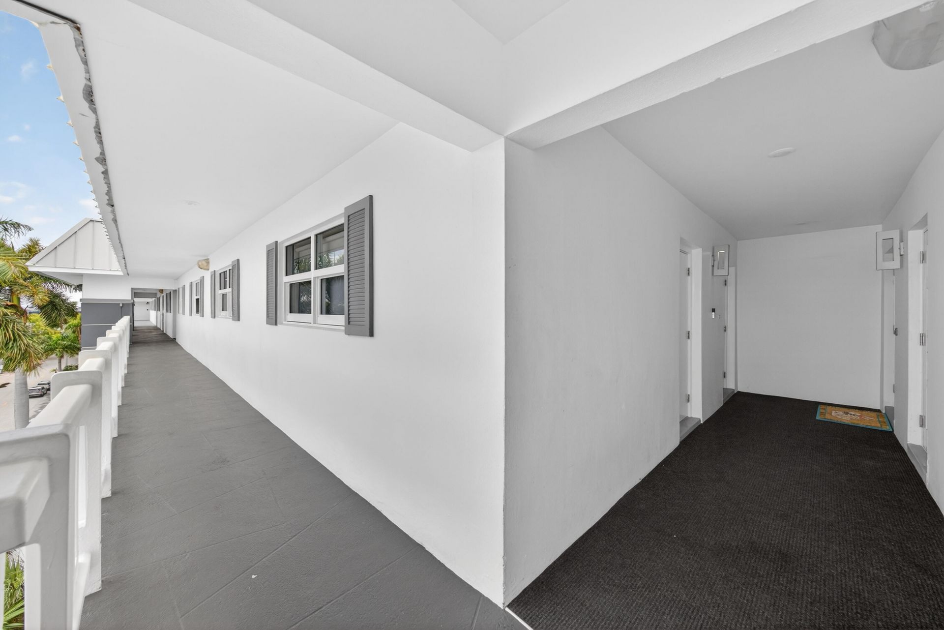 3050 NE 47th Court Ne, Unit 607, Fort Lauderdale, FL 33308 Photo