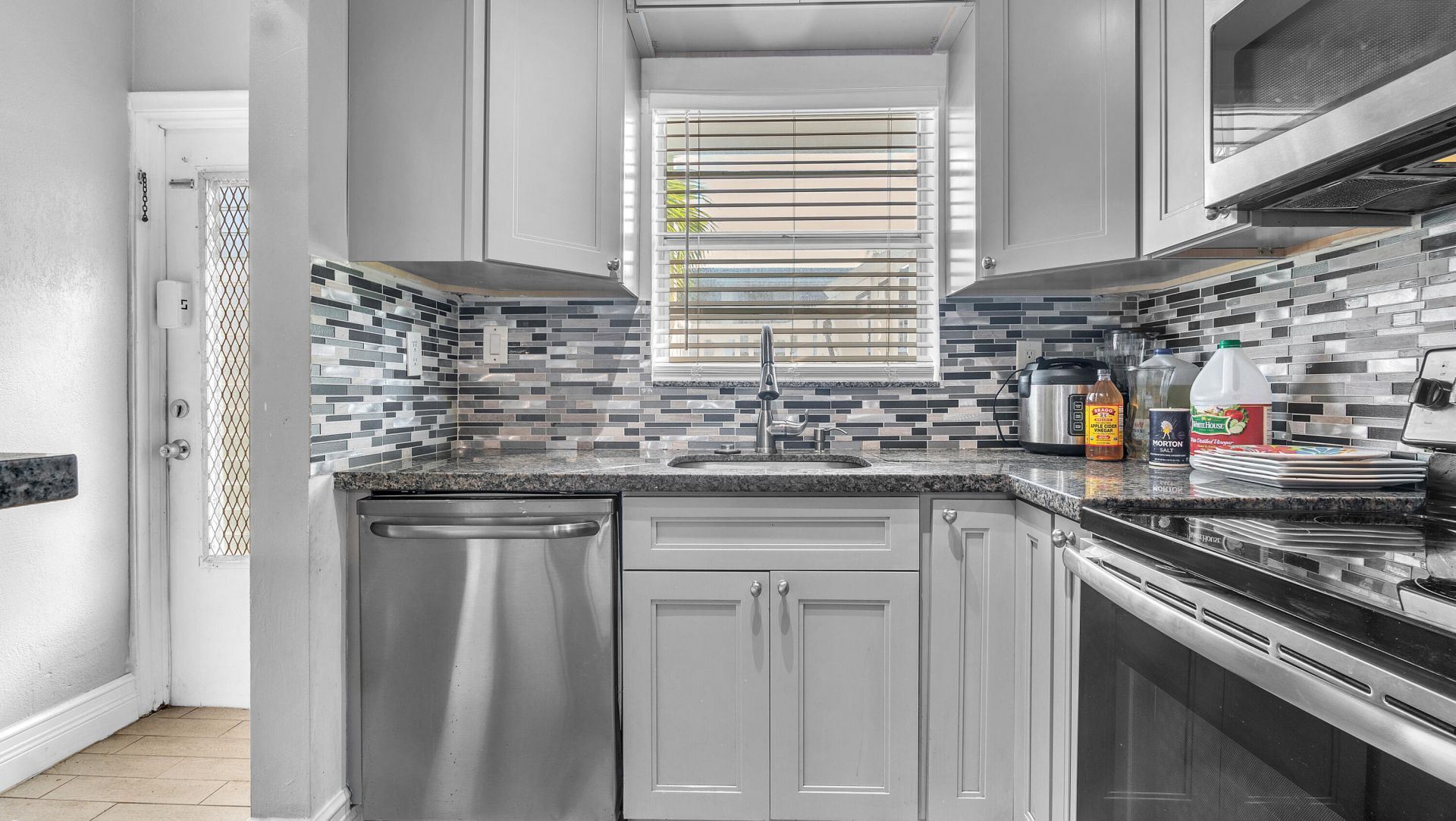 6510 Winfield Boulevard, Unit 102, Margate, FL 33063 Photo