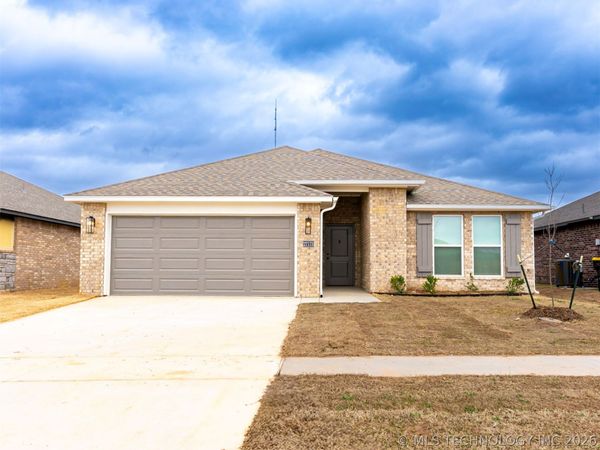 27173 E 109th Street S, Coweta, OK 74429