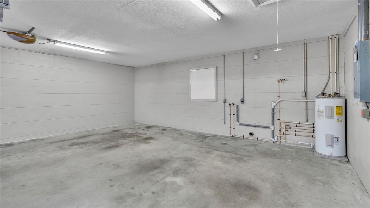 6110 Downing Street, Dover, FL 33527 Photo