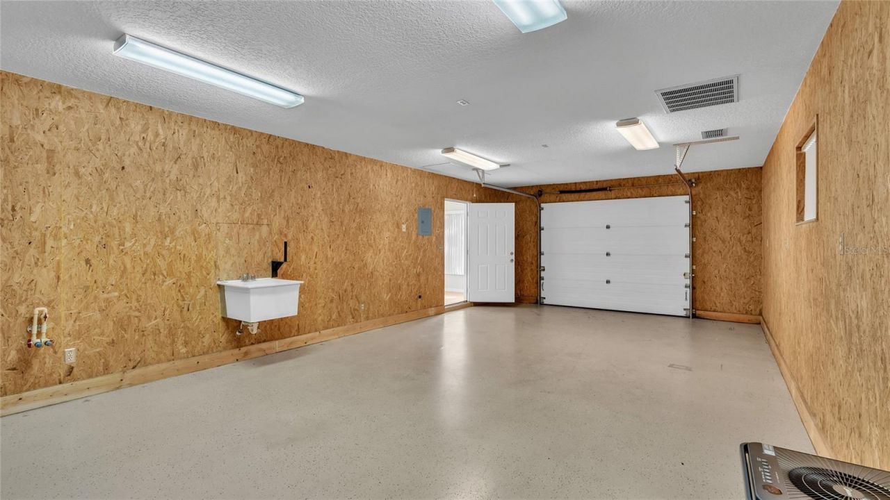 6110 Downing Street, Dover, FL 33527 Photo