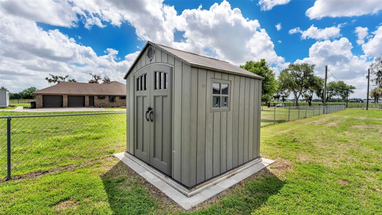 6110 Downing Street, Dover, FL 33527 Photo