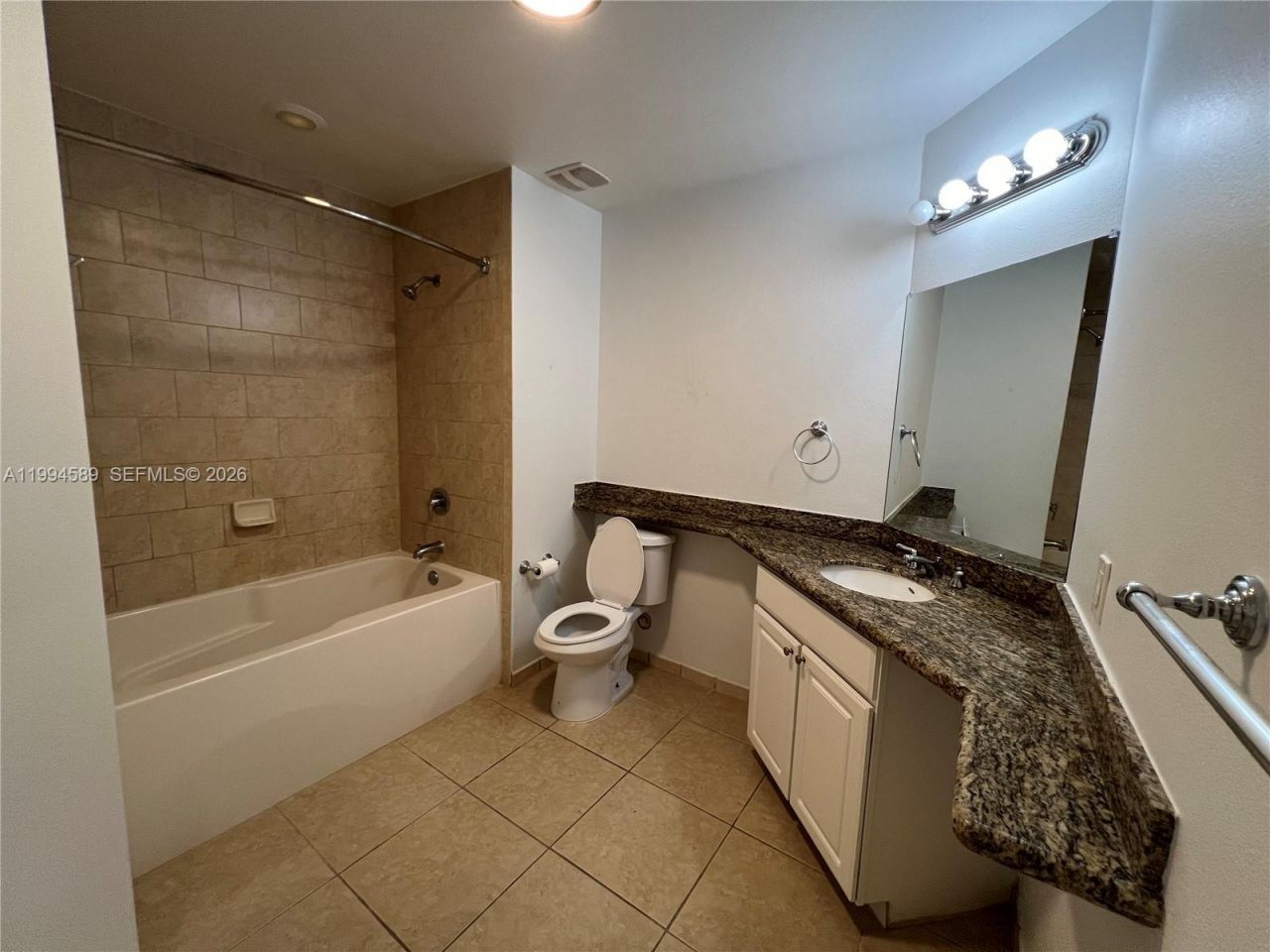 3001 NE 185th St, Unit 122, Aventura, FL 33180 Photo