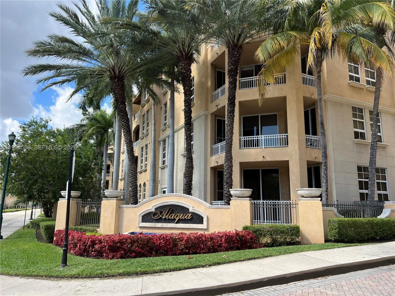 3001 NE 185th St, Unit 122, Aventura, FL 33180 Photo