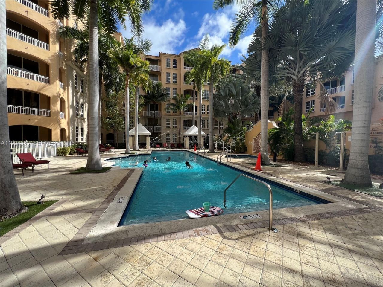 3001 NE 185th St, Unit 122, Aventura, FL 33180 Photo