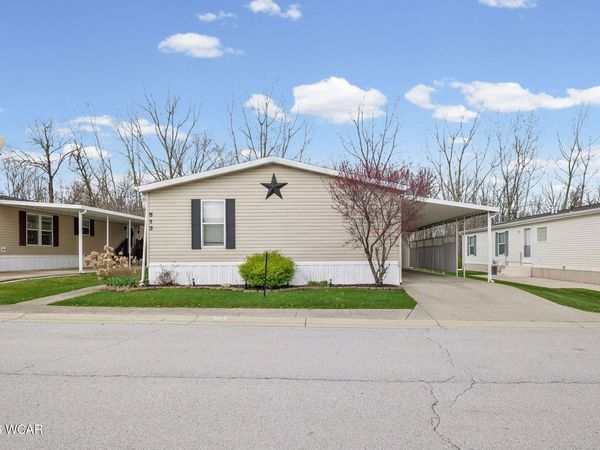 573 Waterview Circle, Lima, OH 45804