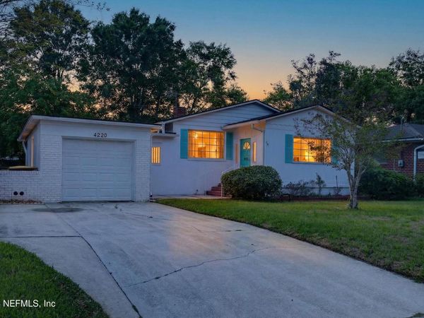 4220 GENOA Avenue, Jacksonville, FL 32210