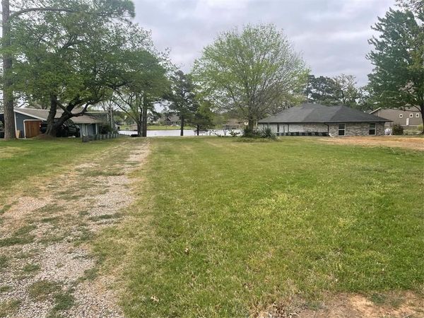 134 Blackfoot Trail, Gainesville, TX 76240