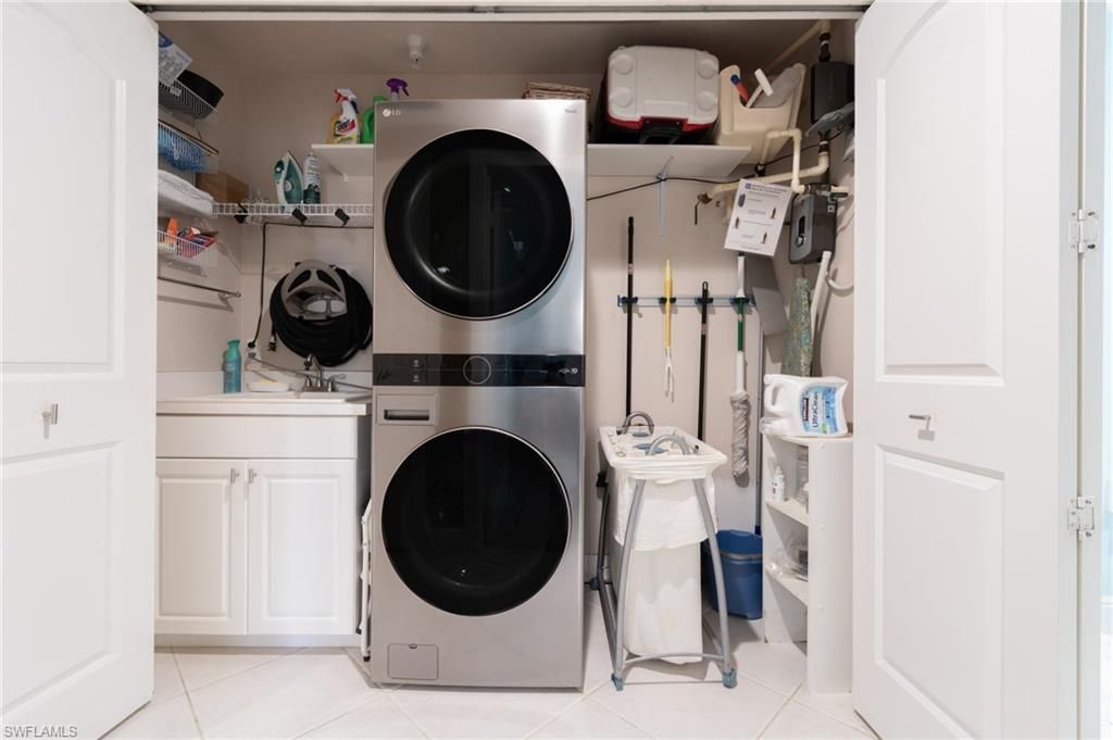 2080 W 1st St, Unit 304, Fort Myers, FL 33901 Photo