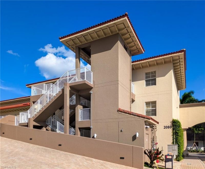 2080 W 1st St, Unit 304, Fort Myers, FL 33901 Photo