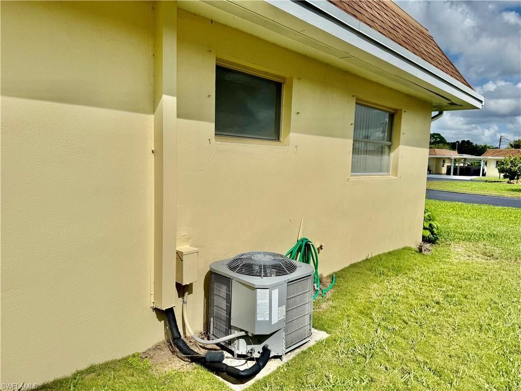 2212 Gardenia Way , Lehigh Acres, FL 33936 Photo