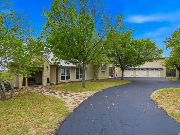 752 Taylor, Bulverde, TX 78163