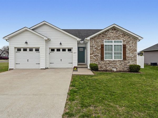 327 Maple Hill Street , Bowling Green, KY 42101