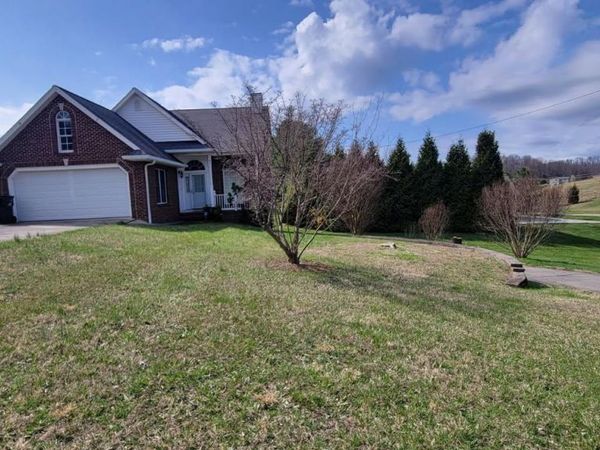 150 New Bethel Road, Piney Flats, TN 37686