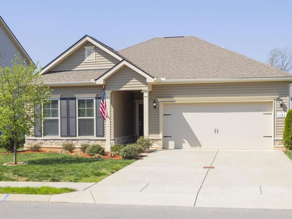 3141 Chaplins Trce, Columbia, TN 38401