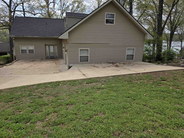 8 Winnebago Trace, Cherokee Village, AR 72529