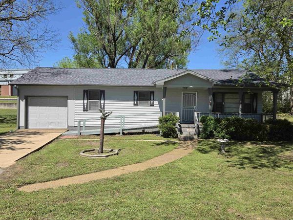 32 E Main Street, Ash Flat, AR 72513