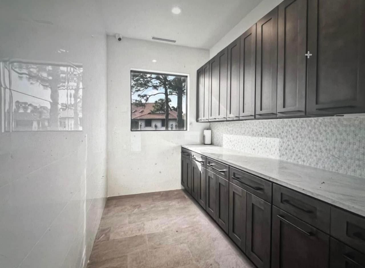 14322 Drafthorse Lane, Unit Stalls, Wellington, FL 33414 Photo