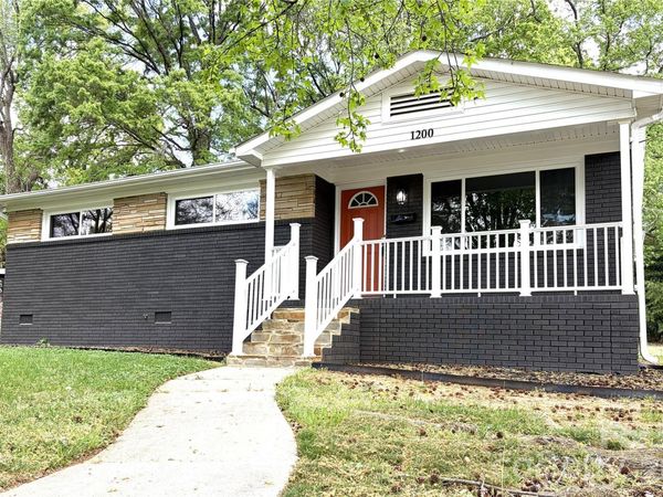 1200 Weststone Drive, Charlotte, NC 28208