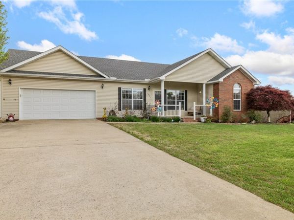 3999 Turnburry Drive , Harrison, AR 72601