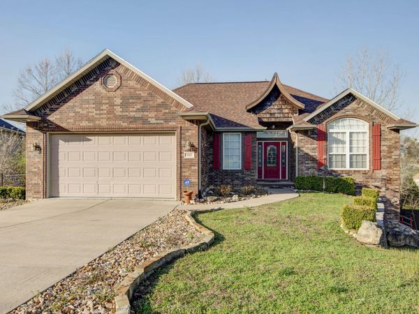 163 Oak Ridge Avenue, Branson, MO 65616
